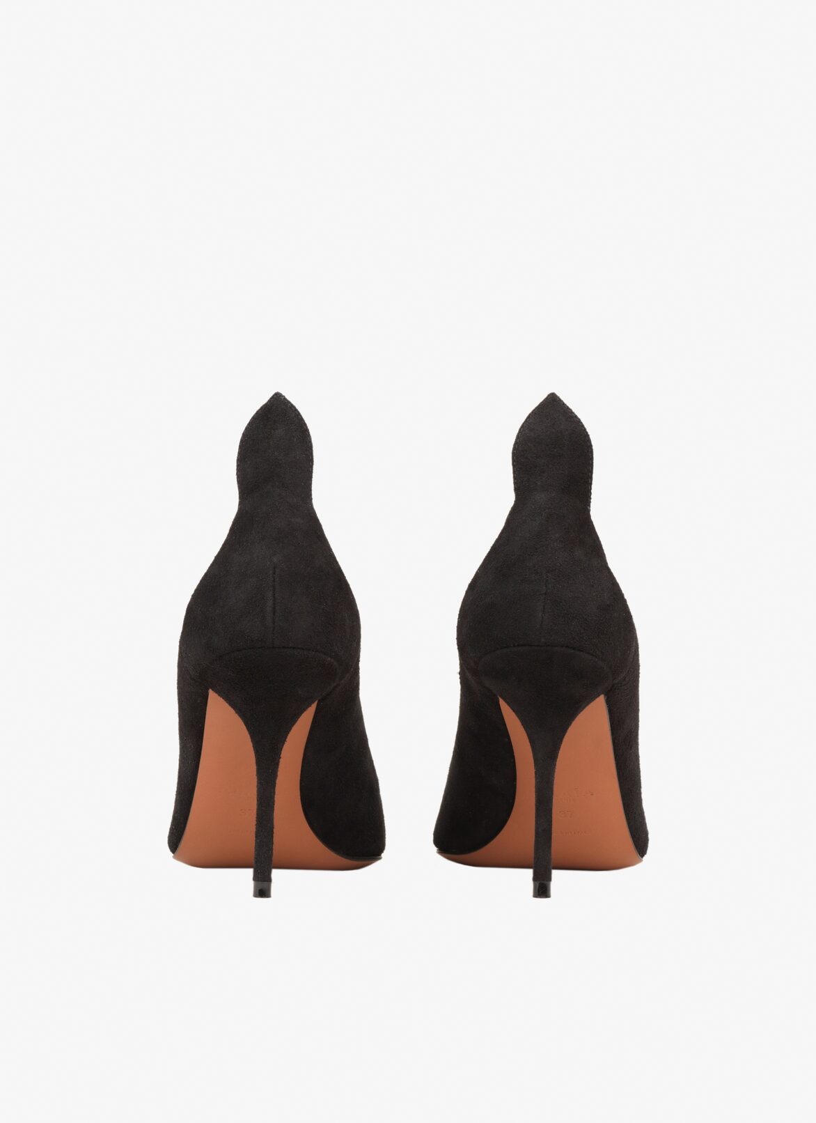 Heart pumps in suede goatskin and patent calfskin ALAÏA BLACK HEART PUMPS IN SUEDE GOATSKIN AND PATENT CALFSKIN